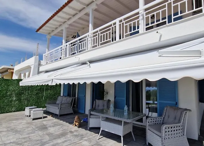 Olympia Hébergement de vacances Nea Irakleia